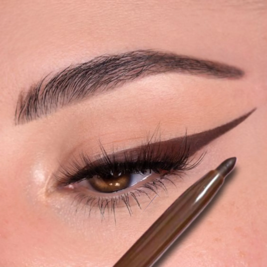 Matte Gel Eyeliner Pencil — Precise Lines That Won't Budge
