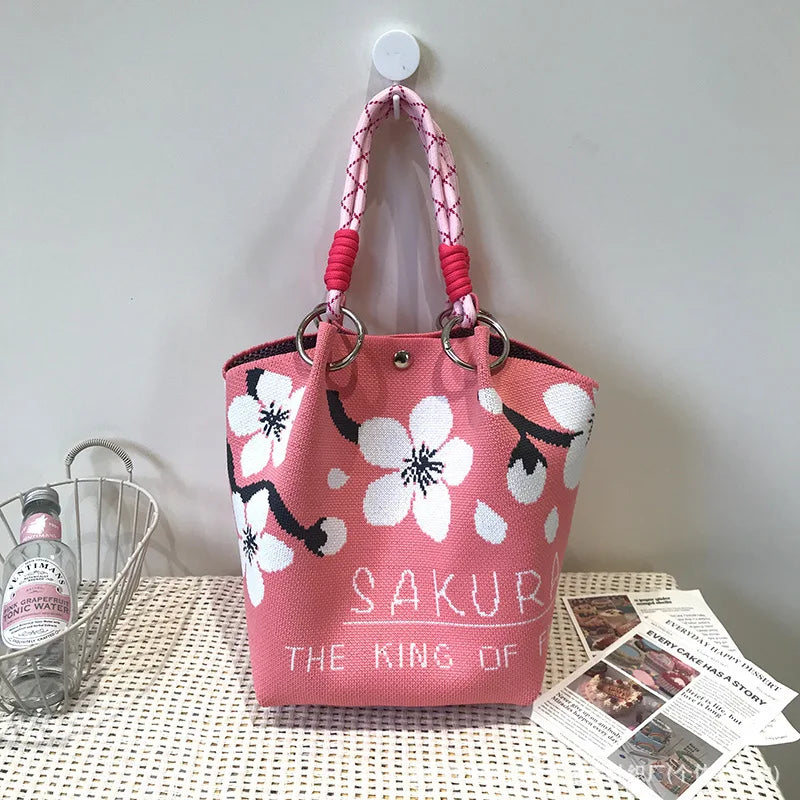 Knitted Bucket Tote — Woven Handbag for Everyday Elegance