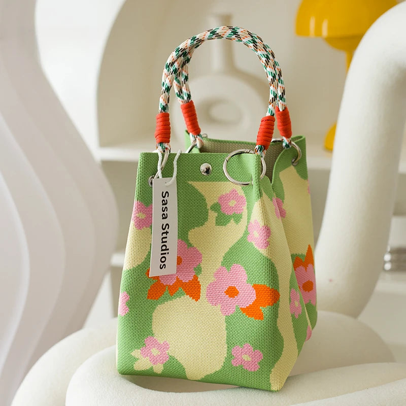 Knitted Bucket Tote — Woven Handbag for Everyday Elegance