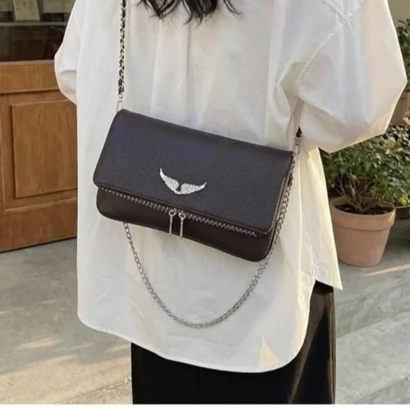 Minimalist Chain Shoulder Bag — Sleek Everyday Accessory
