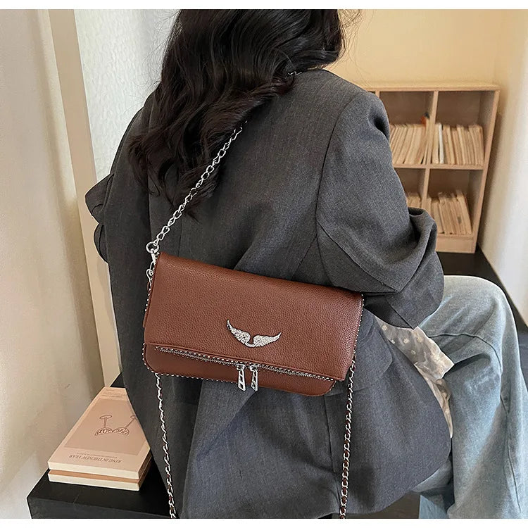 Minimalist Chain Shoulder Bag — Sleek Everyday Accessory