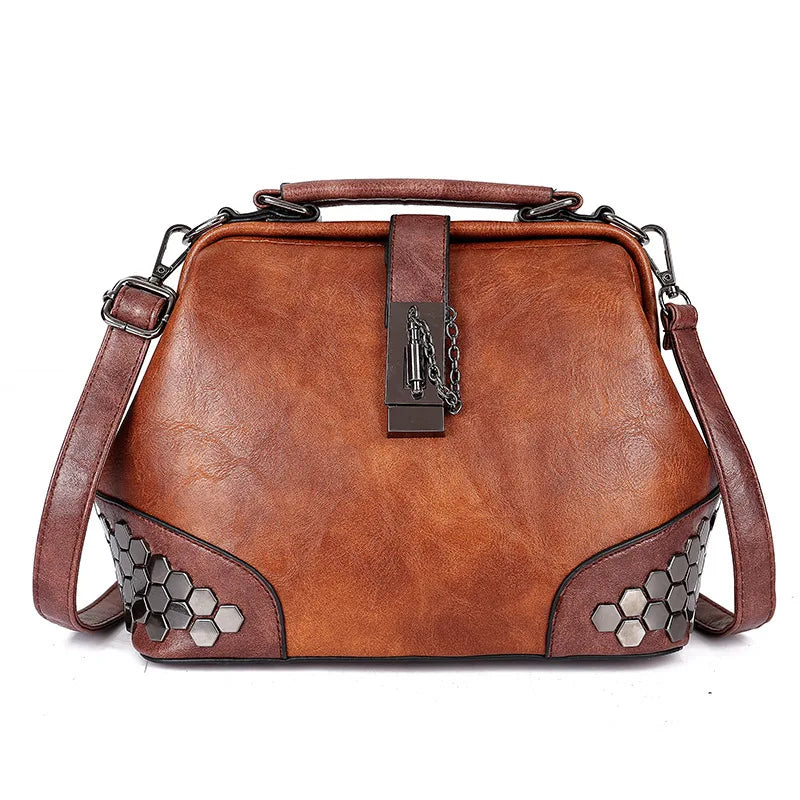 Vintage Leather Shoulder Bag — Timeless Everyday Handbag