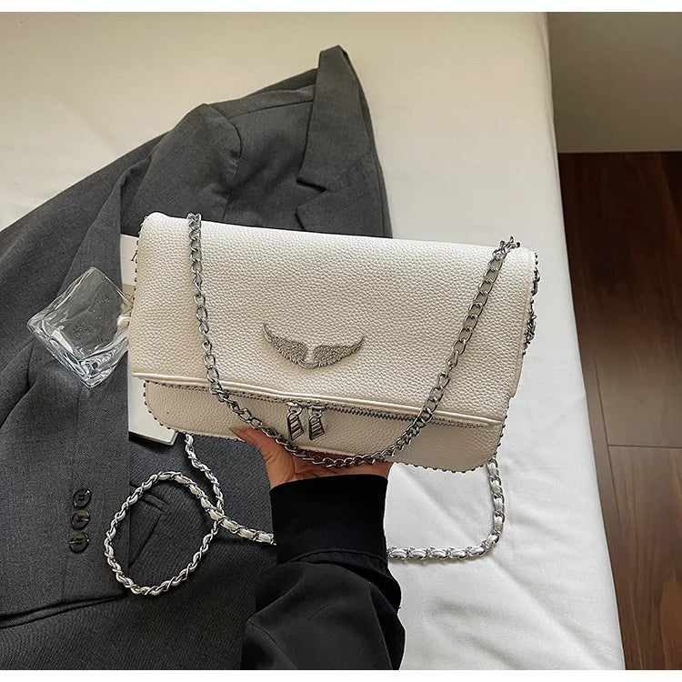 Minimalist Chain Shoulder Bag — Sleek Everyday Accessory