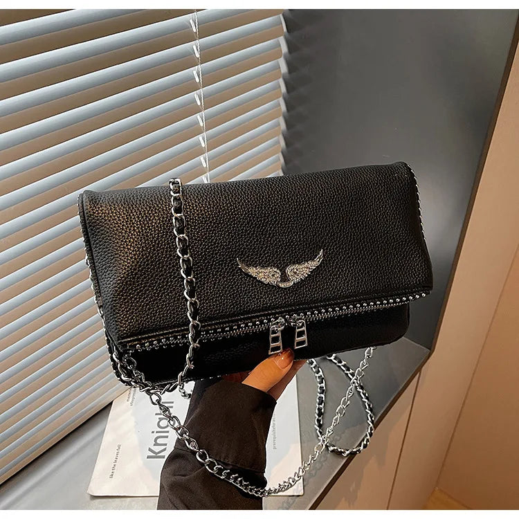 Minimalist Chain Shoulder Bag — Sleek Everyday Accessory